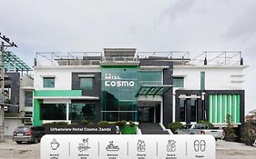Urbanview Hotel Cosmo Jambi